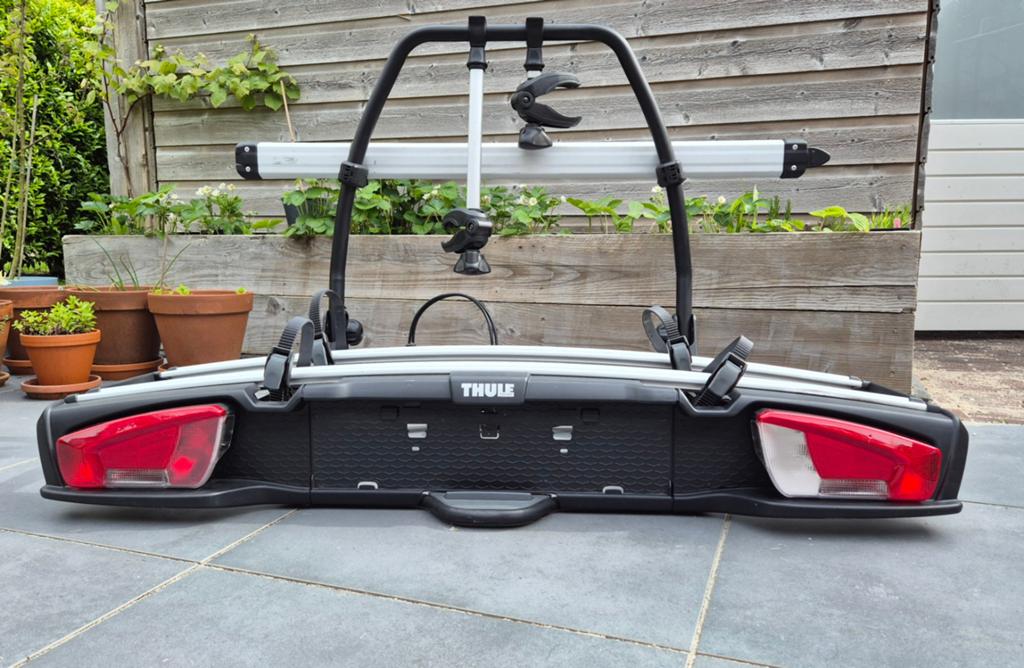 Thule VeloSpace XT2 938 - Kantelbaar - Oprijgoot, Auto diversen, Fietsendragers, Ophalen, Zo goed als nieuw, Trekhaakdrager