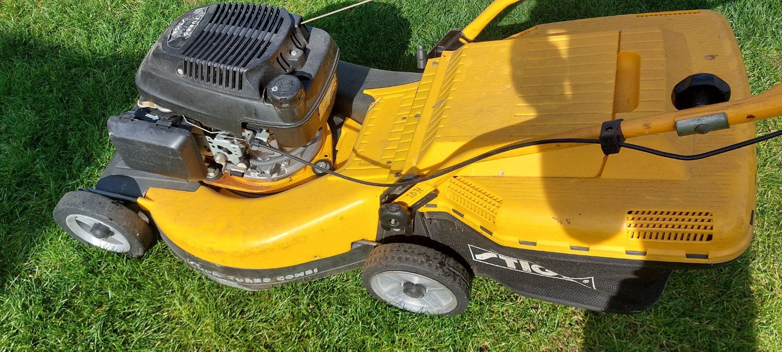Foto 4 van Stiga Turbo Pro 55 S Combi Benzine Grasmaaier