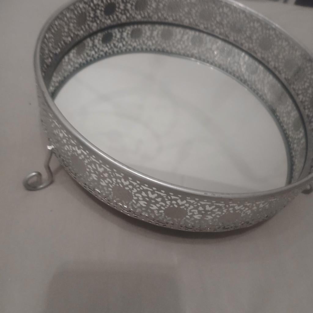 Nieuwe decoratieve schaal op poten met spiegelbodem, Ophalen