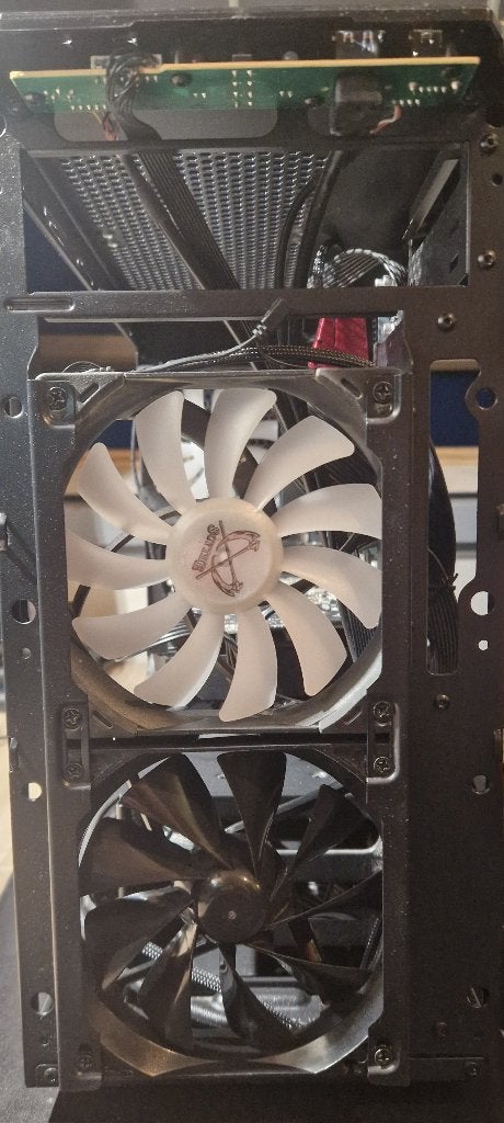 Foto 17 van Gaming PC Ryzen 5 3600 | RX 580 8GB | 16GB | Windows 11 Pro