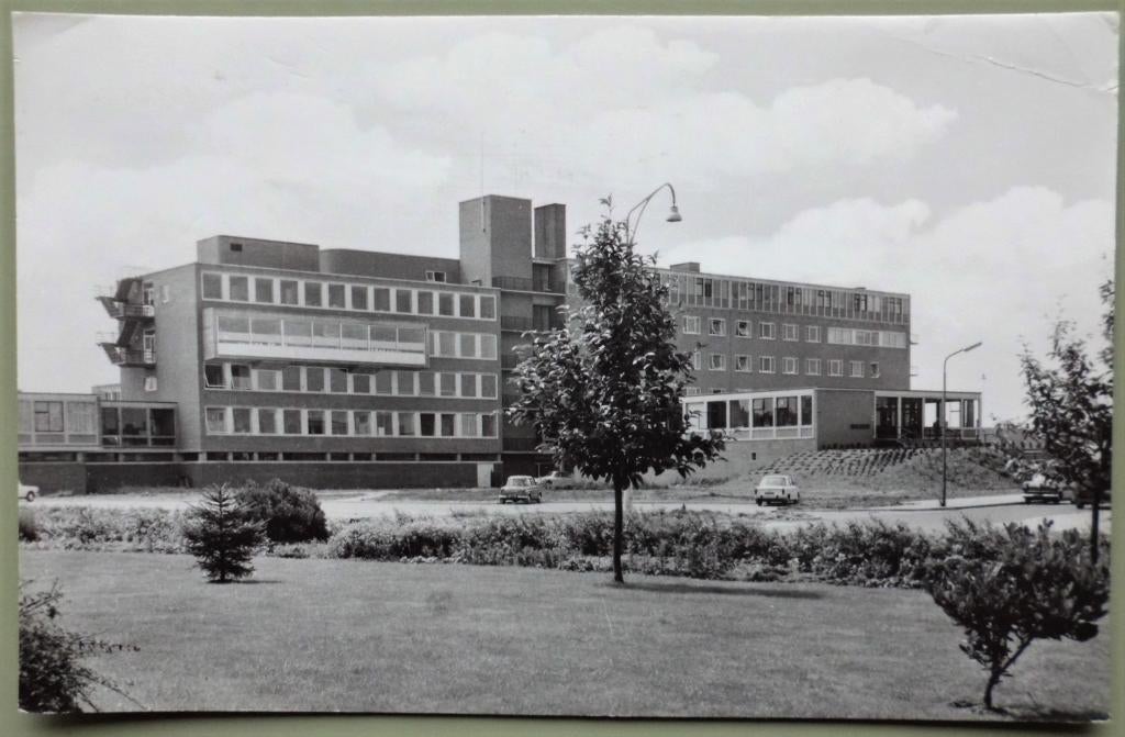 Goes - Streekziekenhuis de Beverlanden, Verzamelen, Ansichtkaarten | Nederland, Ophalen of Verzenden, 1960 tot 1980, Gelopen, Zeeland