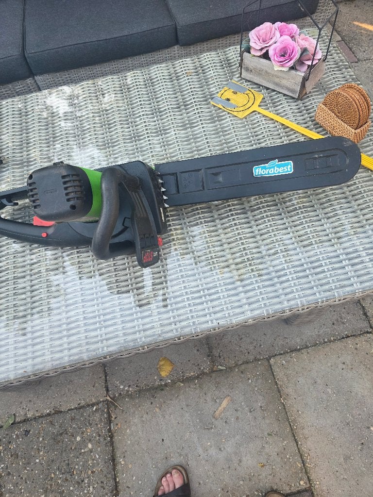 kettingzaag, Ophalen, Gebruikt, Onbekend, Kettingzaag