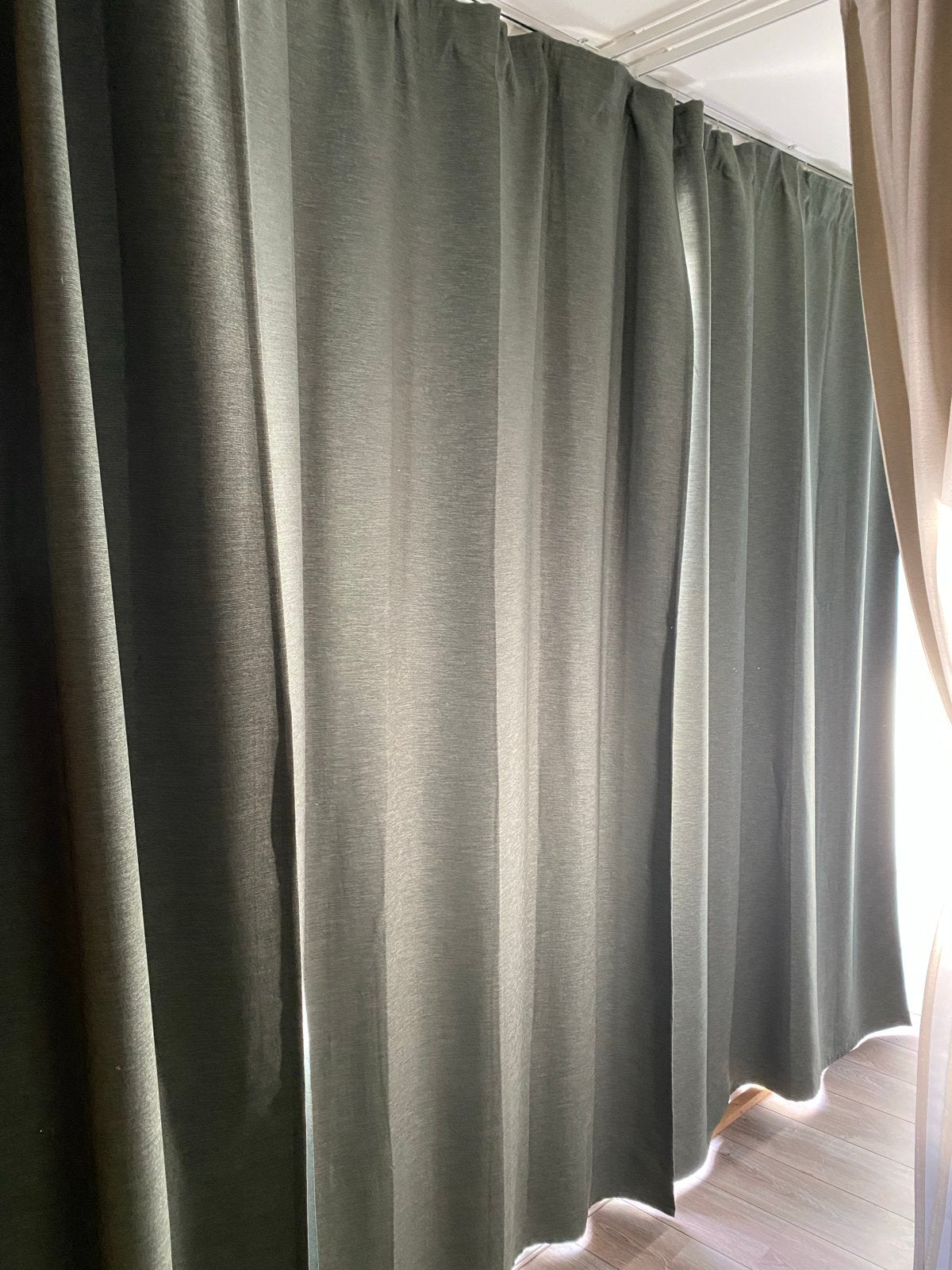 4x Donkergroene IKEA Gordijnen 145x258 cm, Huis en Inrichting, Stoffering | Gordijnen en Lamellen, Gebruikt, 100 tot 150 cm, 200 cm of meer