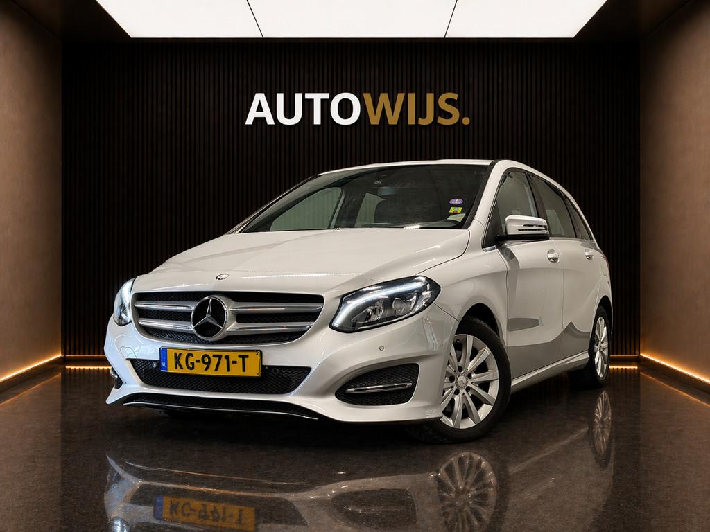 Mercedes-Benz B-klasse 180 Prestige|NL AUTO|FACELIFT|AUT|GRO, 1325 kg, Gebruikt, 4 cilinders, Leder en Stof