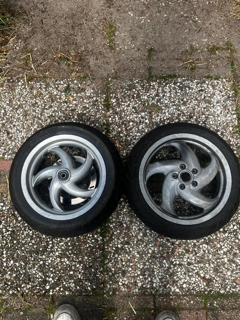 Gilera runner DD velgenset 125/180cc, Ophalen of Verzenden, Zo goed als nieuw, Overige typen, Piaggio