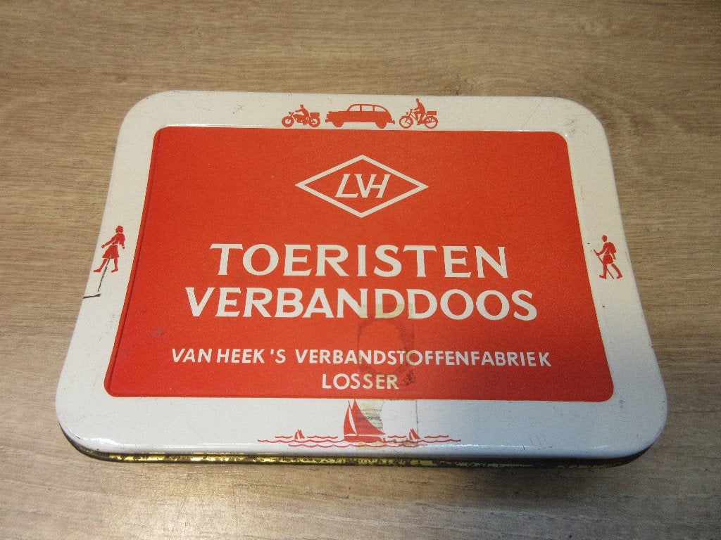 Vintage toeristen verbanddoos met oude voertuigen, Verzamelen, Ophalen of Verzenden, Gebruikt, Overige
