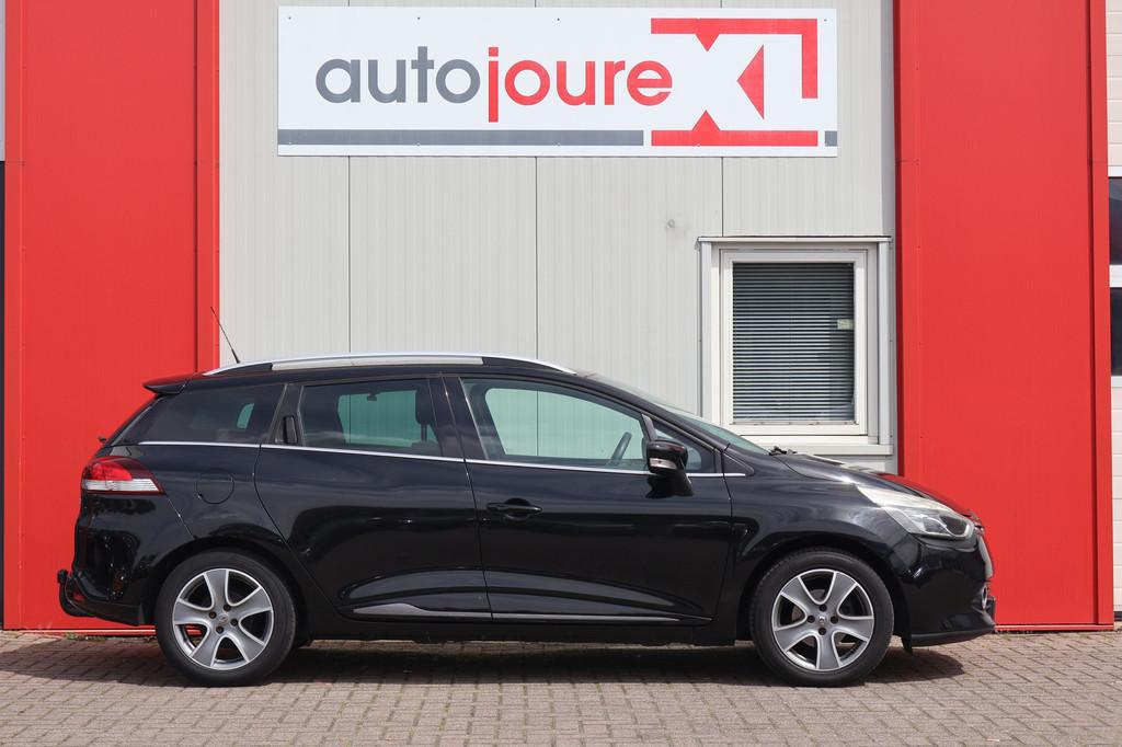 Renault Clio Estate 1.5 dCi ECO Night&Day (bj 2015), Auto's, Voorwielaandrijving, Euro 5, Stof, Gebruikt