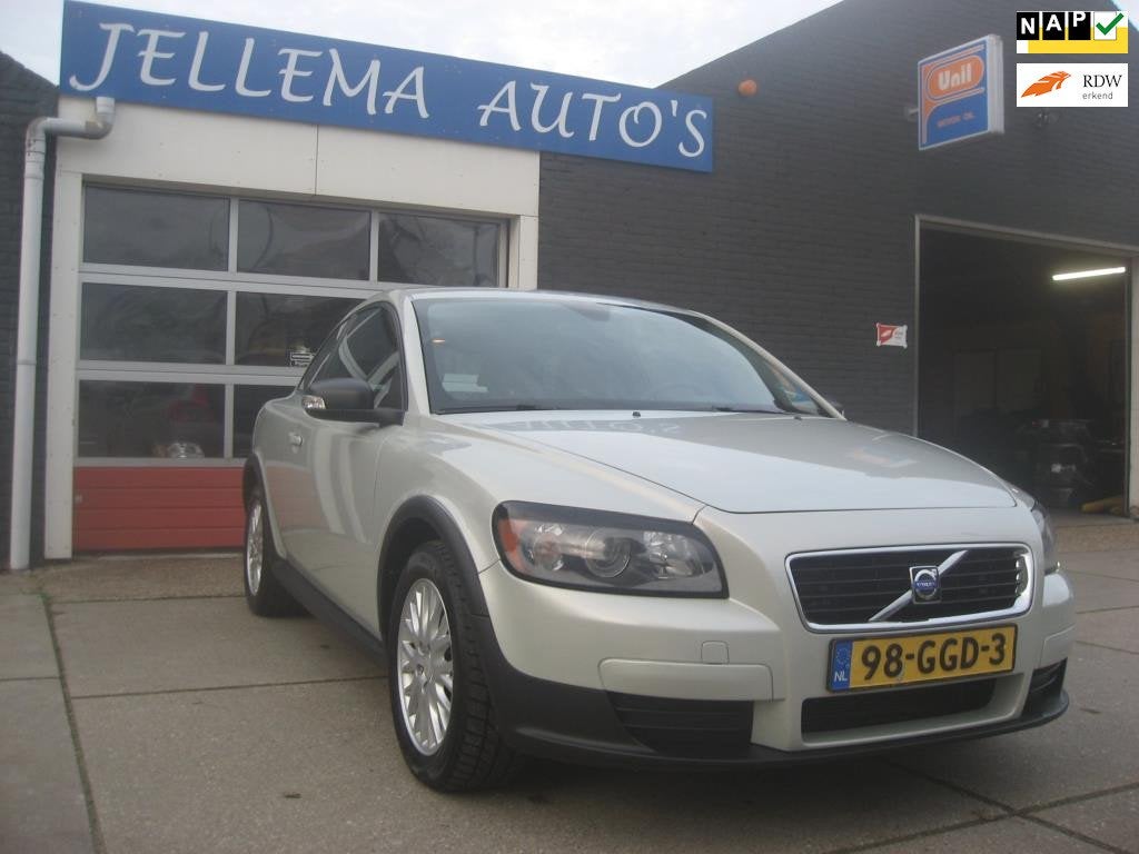 Volvo C30 1.6, Voorwielaandrijving, 1596 cc, 101 pk, Gebruikt