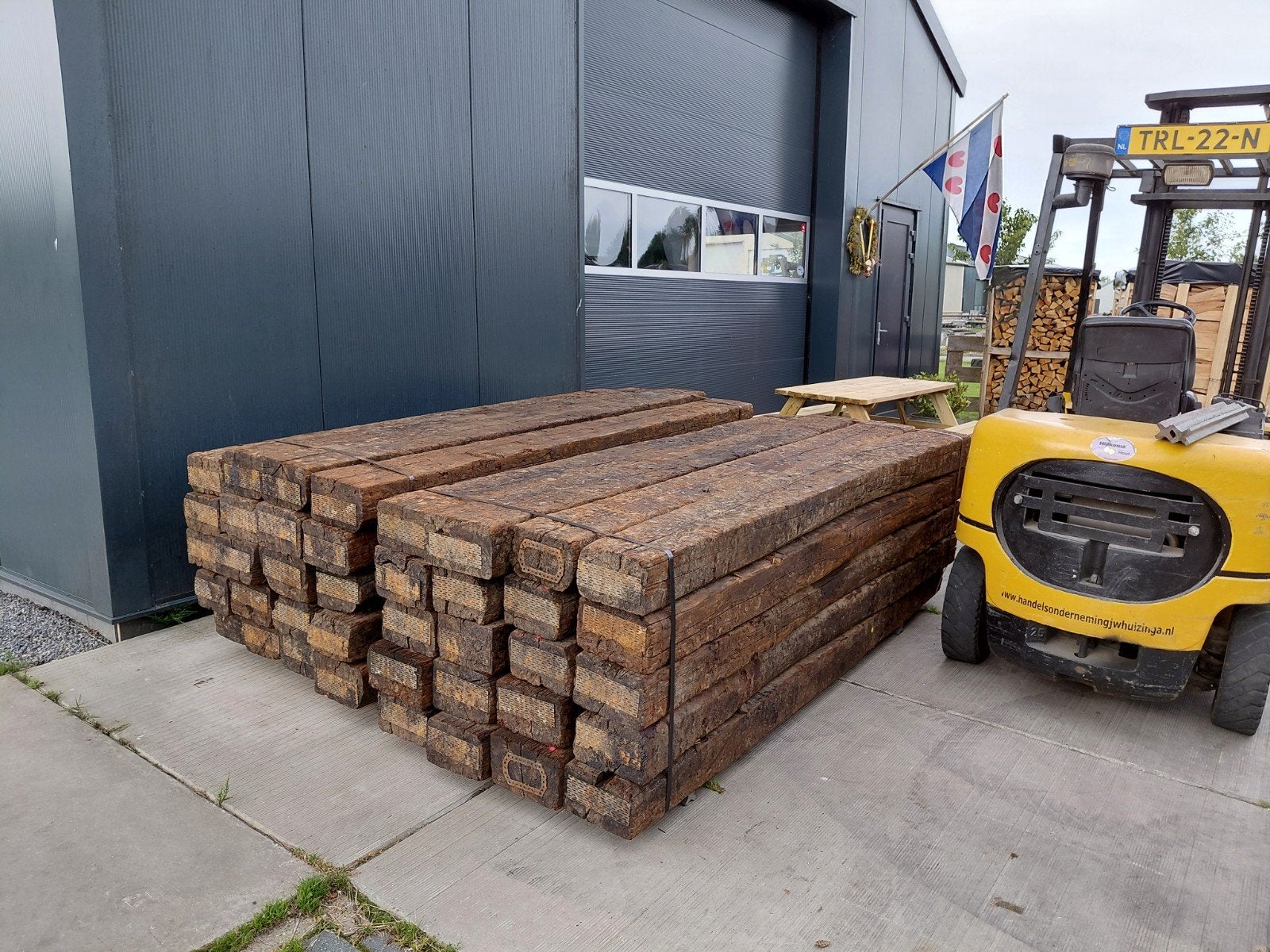 Bielzen. Spoorbielzen. Spoorbiels., Ophalen, Hout, Biels, Minder dan 25 cm