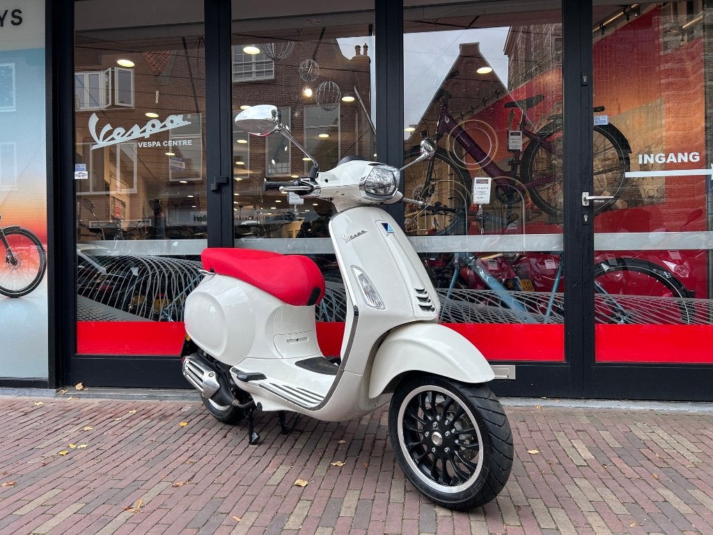 Vespa Sprint Euro 4 | 2018 | 3374KM, Fietsen en Brommers, Ophalen, Gebruikt, Overige modellen, Maximaal 45 km/u