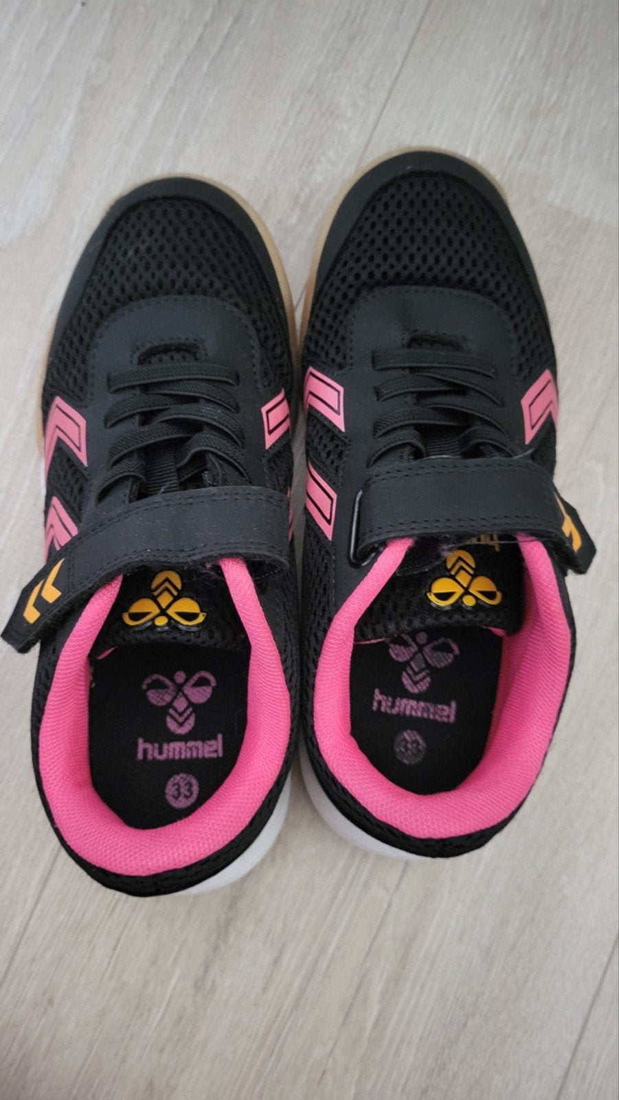 Hummel gymschoenen zwart/roze maat 33, Ophalen, Meisje, Sportschoenen, Zo goed als nieuw
