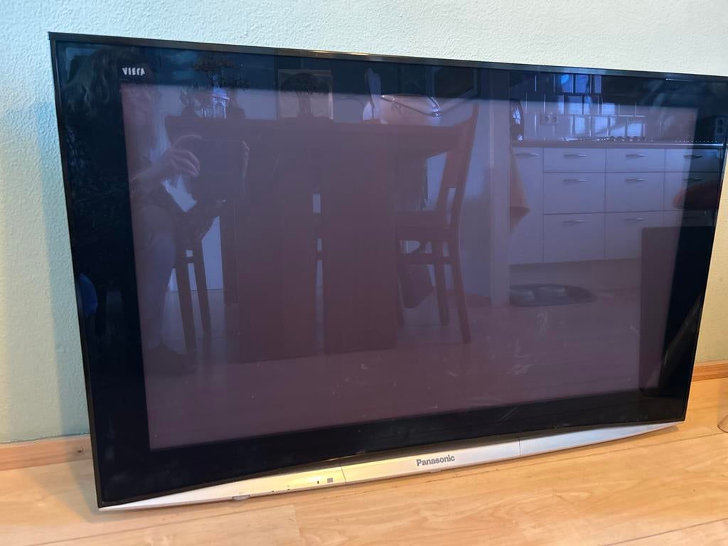 Panasonic TV  met rand 69 inch en degelijke draag beugel, Ophalen, Gebruikt, Panasonic, 50 Hz