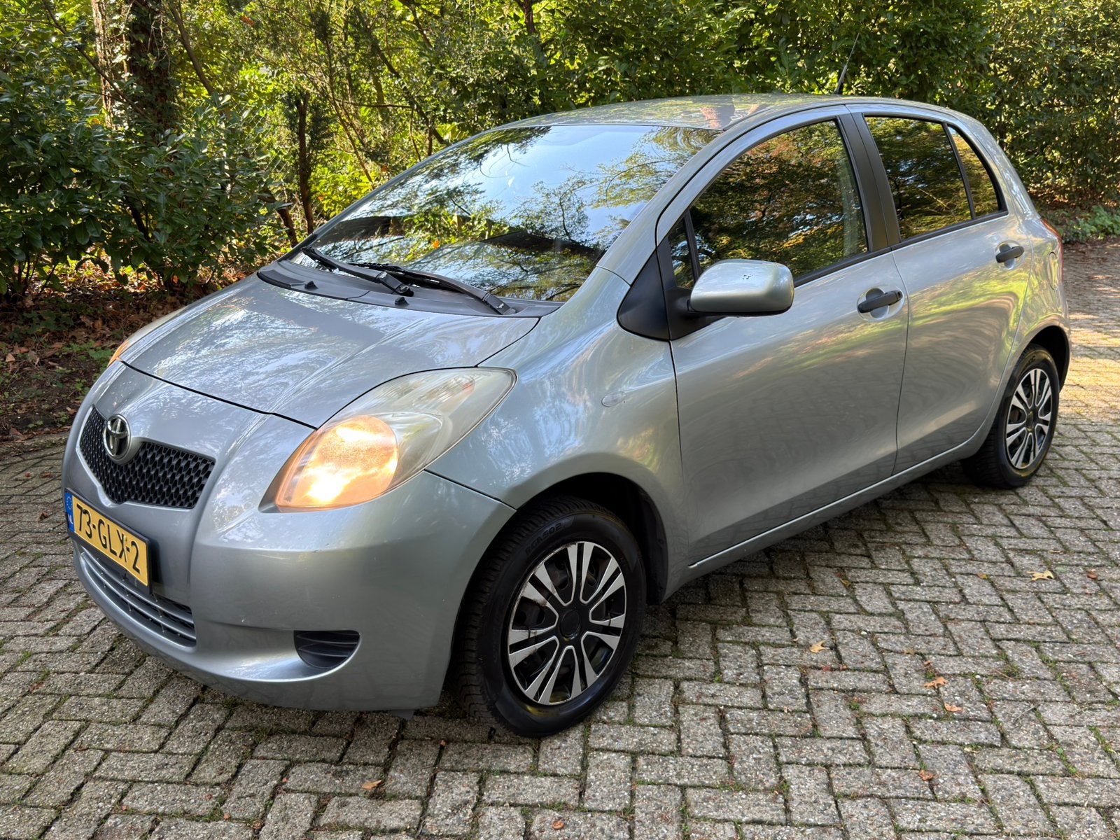 Toyota Yaris 1.0 12V Vvt-i 5DR  2008 Grijs, Voorwielaandrijving, 40 €/maand, Origineel Nederlands, Bedrijf
