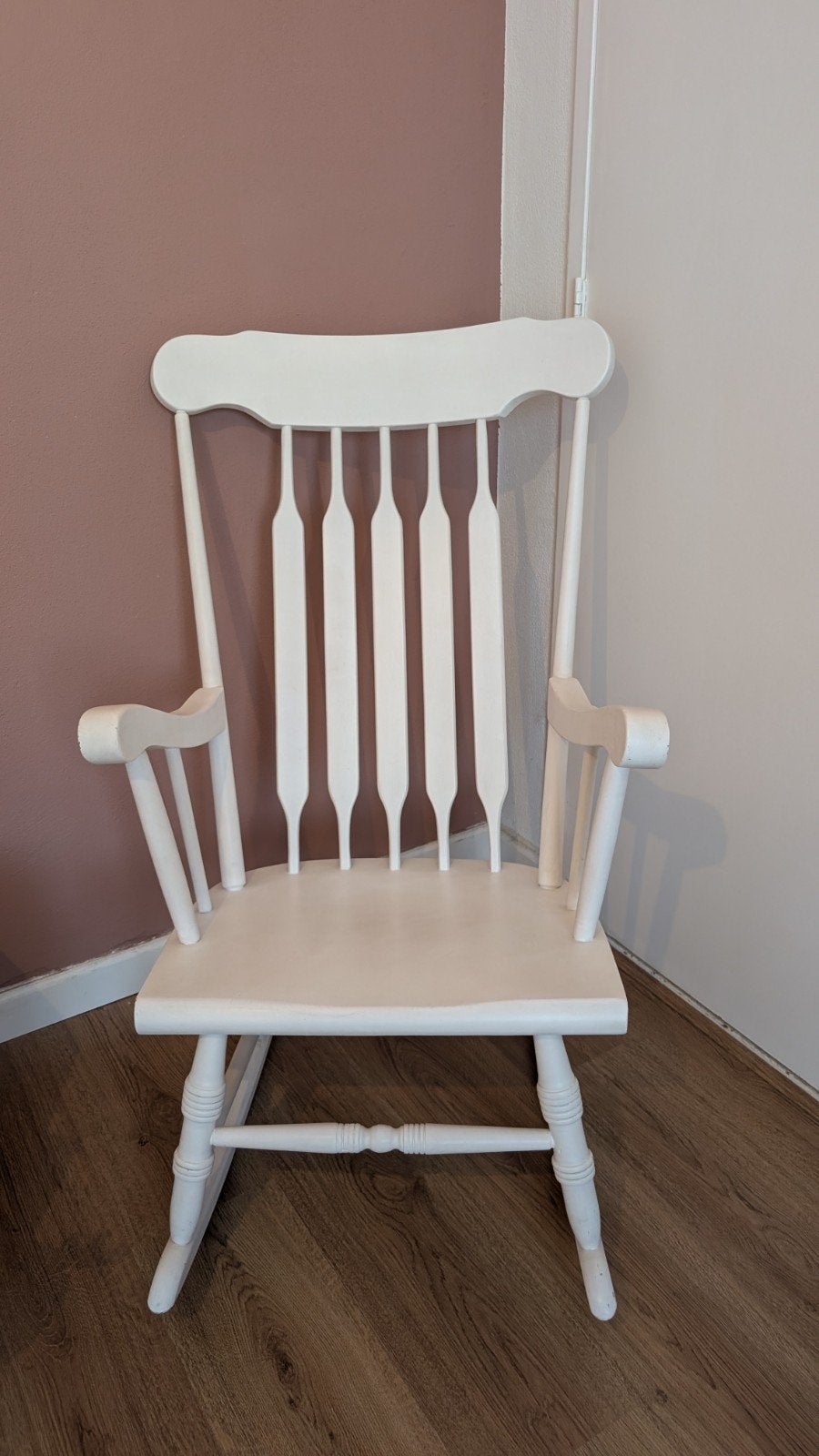 Witte schommelstoel voor baby- of kinderkamer, Ophalen, Gebruikt, Wit, Klassiek, Kinderkamer