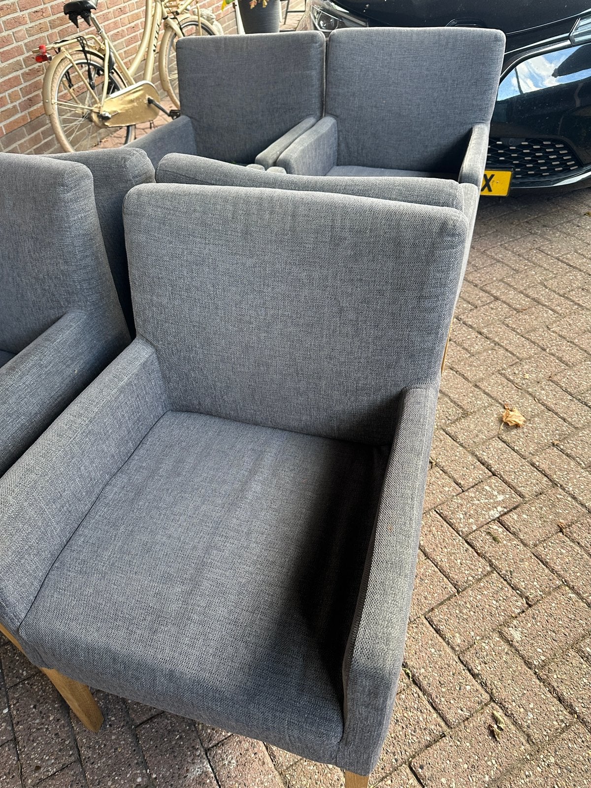 6 eetkamerstoelen grijs gratis, Ophalen, Gebruikt, Vijf, Zes of meer stoelen, Stof