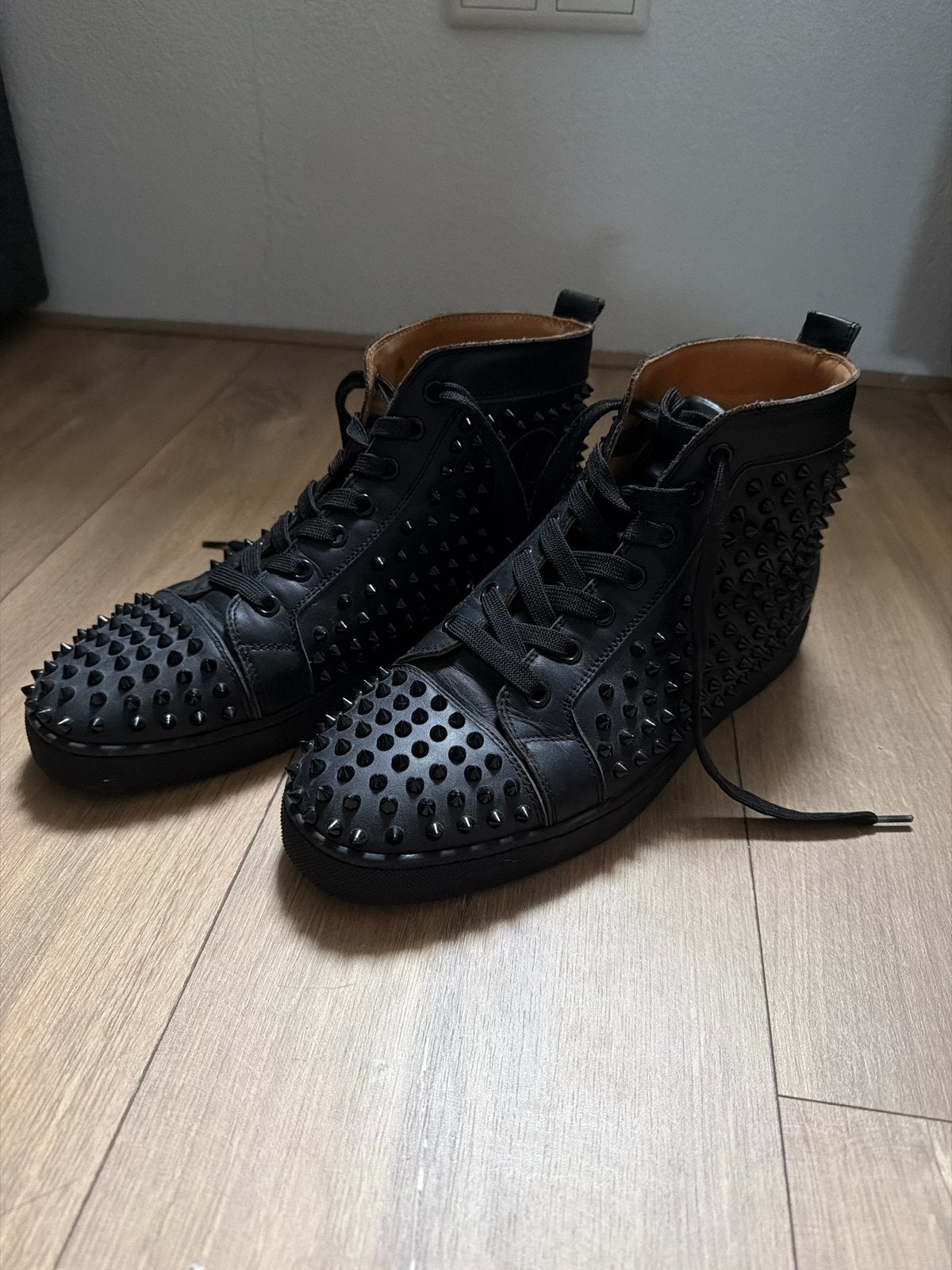 Zwarte hoge Christian Louboutin sneakers maat 43, Ophalen, Gedragen, Zwart, Sneakers of Gympen