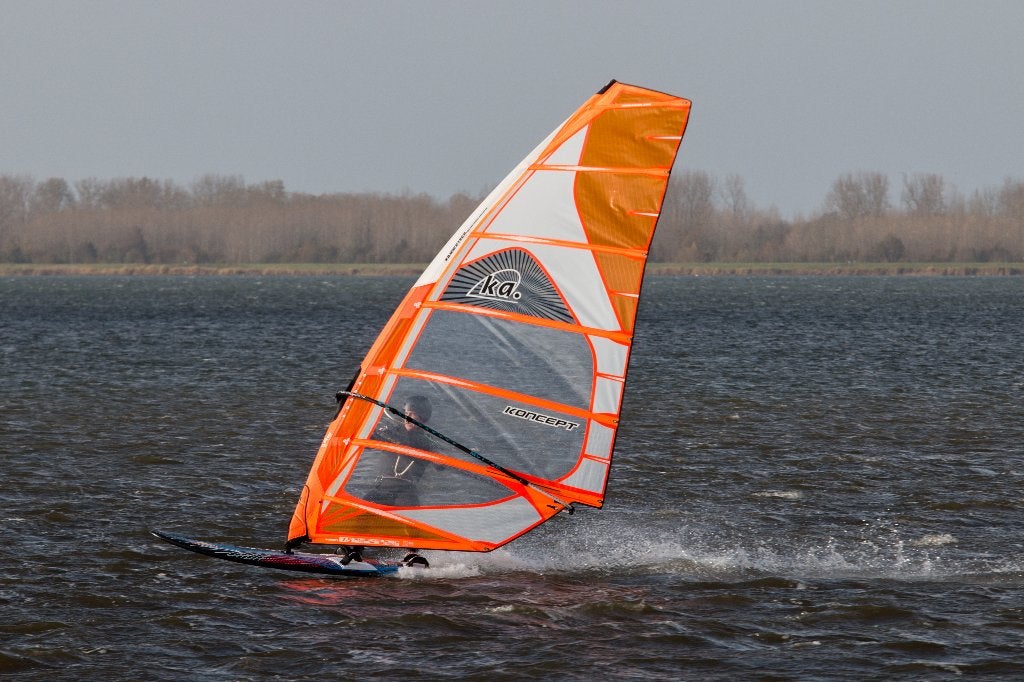 KA koncept  7,5. net en snel 3 camber zeil, Watersport en Boten, Windsurfen, Ophalen, Gebruikt, 6.5 m² tot 8 m², KA