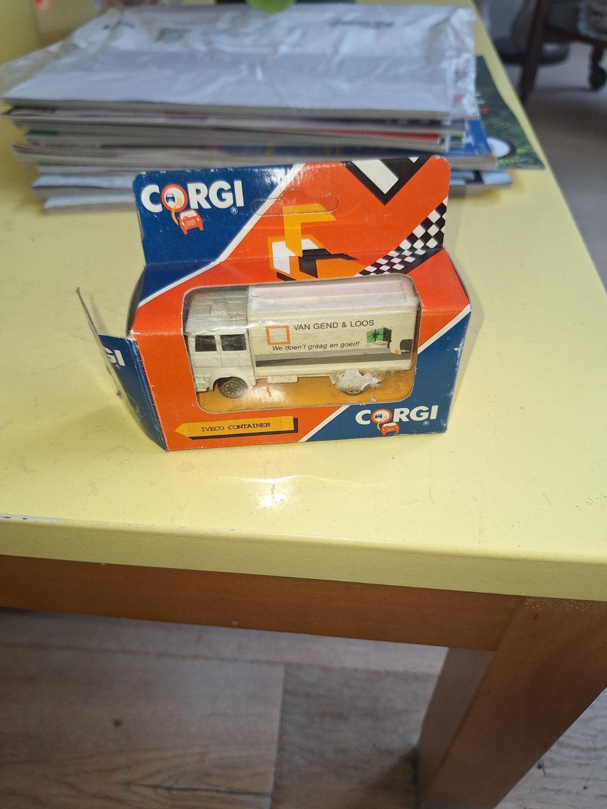 Corgi Iveco Container Van Gend & Loos, Ophalen of Verzenden, Zo goed als nieuw, Bus of Vrachtwagen