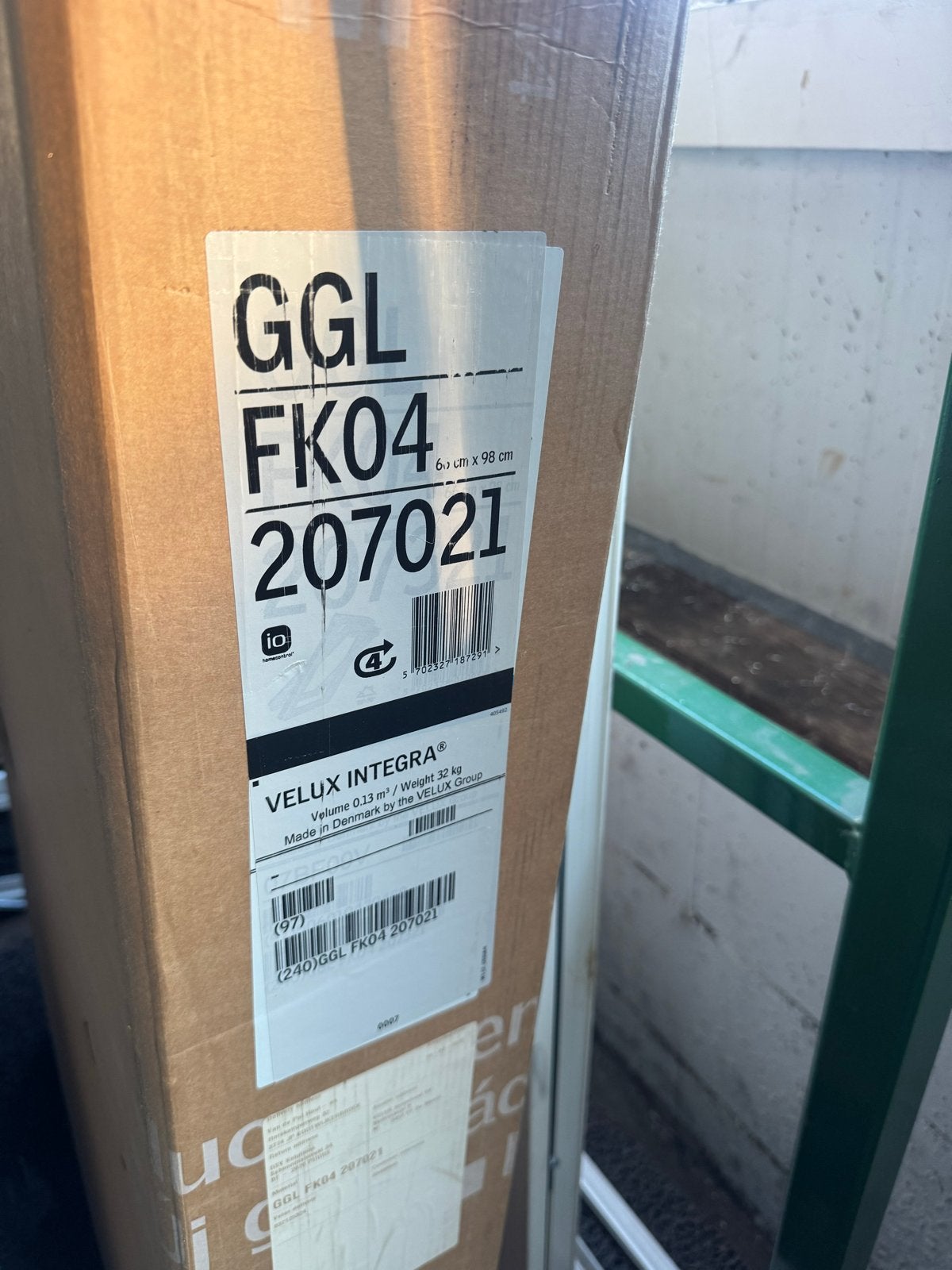 Velux Dakraam FK04 - Nieuw in doos - elektrisch bediend, Ophalen, Minder dan 80 cm, 80 tot 120 cm, Nieuw