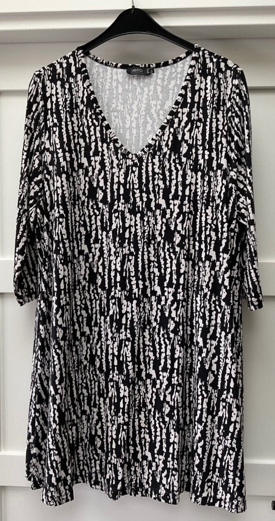 Tuniek van Yesta maat 2 (50), Ophalen of Verzenden, Gedragen, Zwart, Blouse of Tuniek