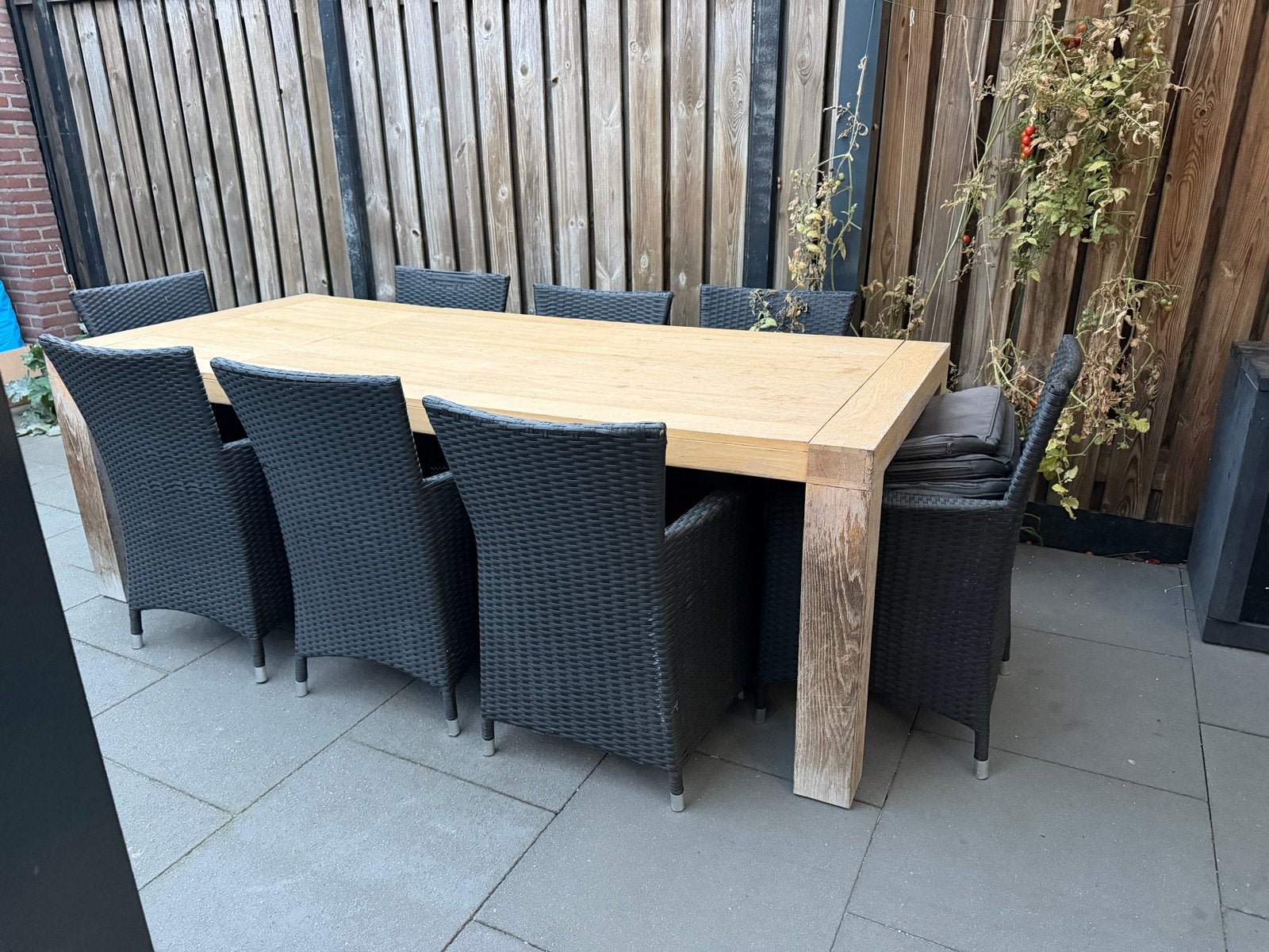 Eiken buiten tafel met 8 wickerstoelen 230x90, Ophalen, Gebruikt, Eettafel, 8 zitplaatsen