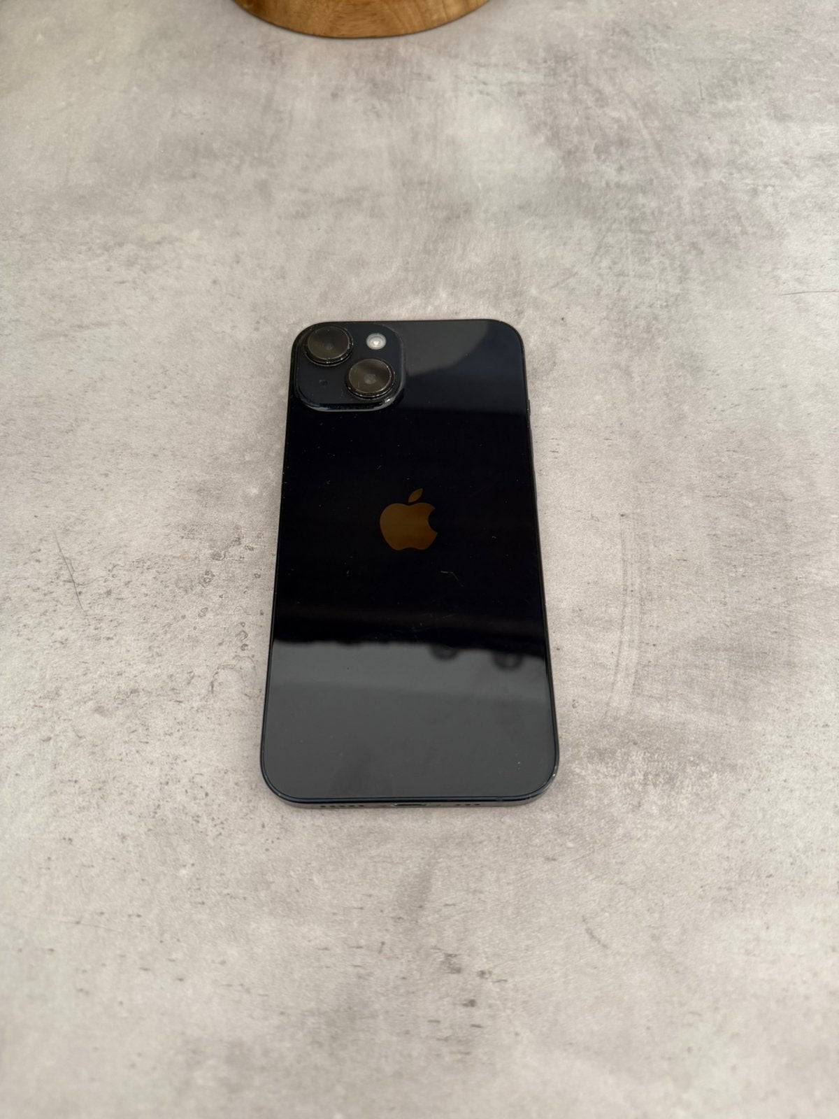 Foto 3 van Iphone 14 donker blauw