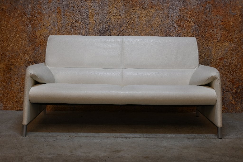 AlsNIEUW! witte leren Leolux Felizia designbank nieuwpr 5300
