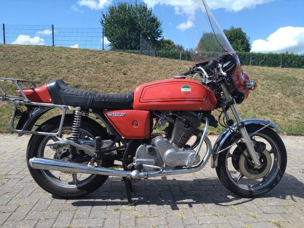 Laverda 750 SF3, Motoren, 750 cc, 2 cilinders, Occasion, Motorrijbewijs A