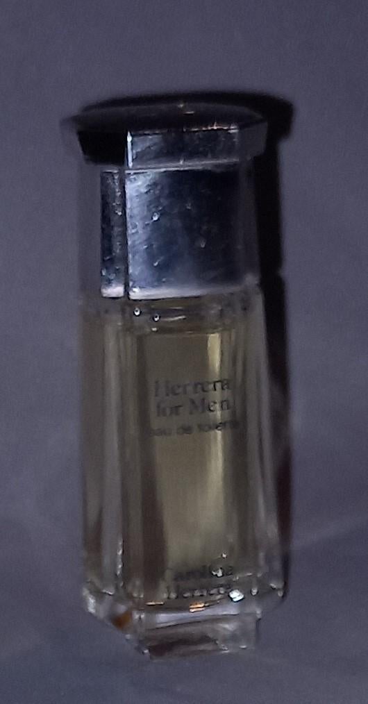 Volle parfum mini Carolina herrera man, Ophalen of Verzenden, Zo goed als nieuw, Miniatuur, Gevuld