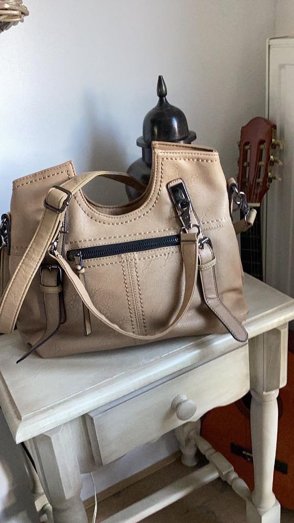 BLACK RIVET TAS ALS NIEUW., Ophalen of Verzenden, Zo goed als nieuw, Zwart, Schoudertasje