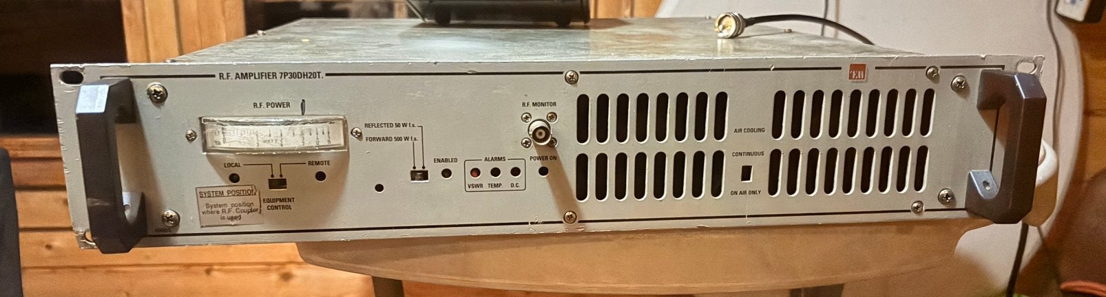 Tem 300w FM eind/tussen trap., Ophalen of Verzenden, Zo goed als nieuw, Zender