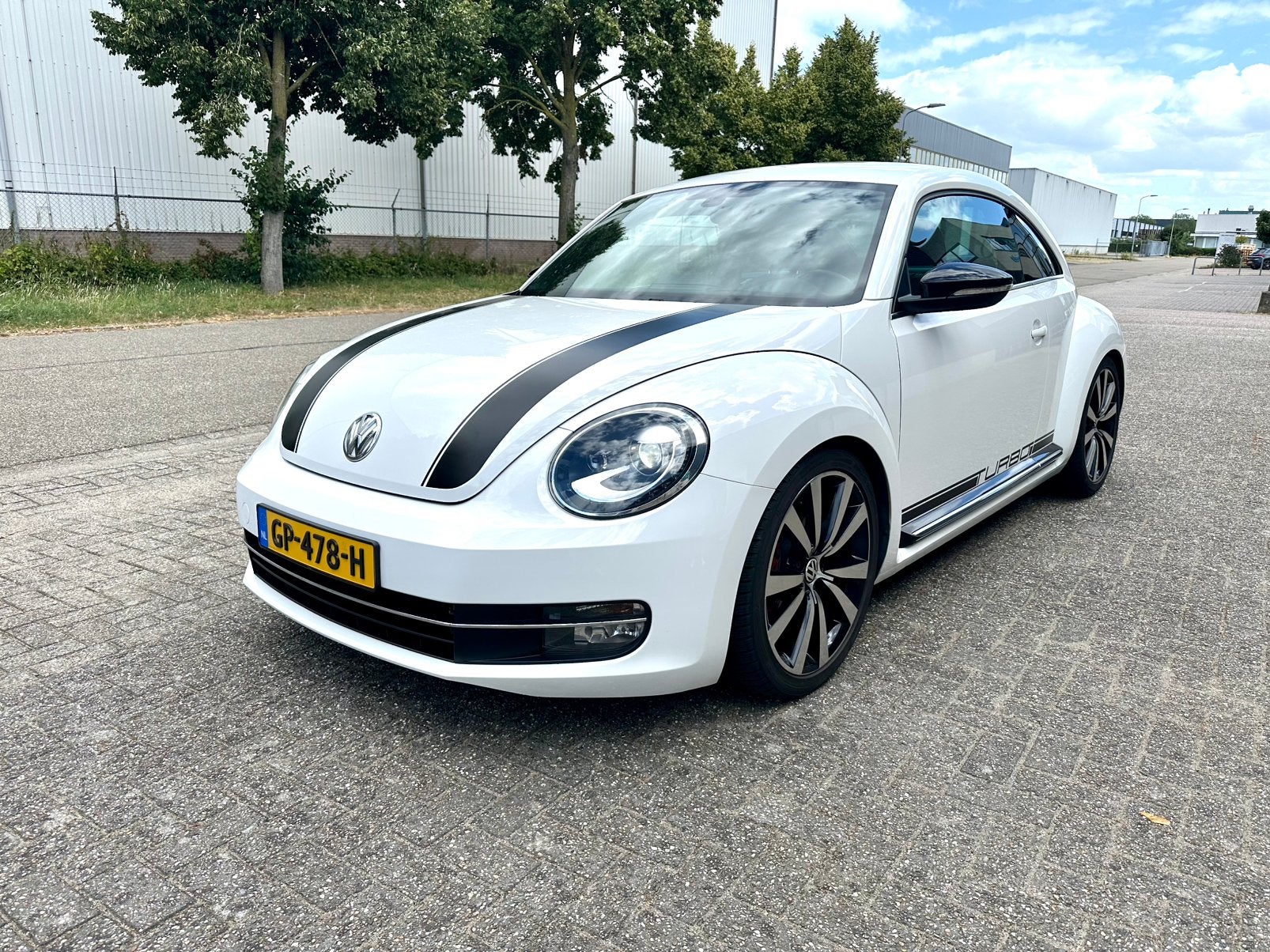 Volkswagen Beetle (Kever) 2.0 TSI 147KW DSG 2012 Wit, Beetle (Kever), 4 cilinders, 1984 cc, 4 stoelen