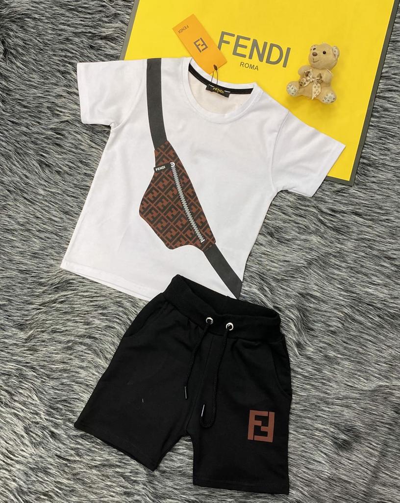 Partij nike pakken shirts bodywarmers kinder kleding, Ophalen of Verzenden, Nieuw, Jongetje of Meisje, Shirtje of Longsleeve