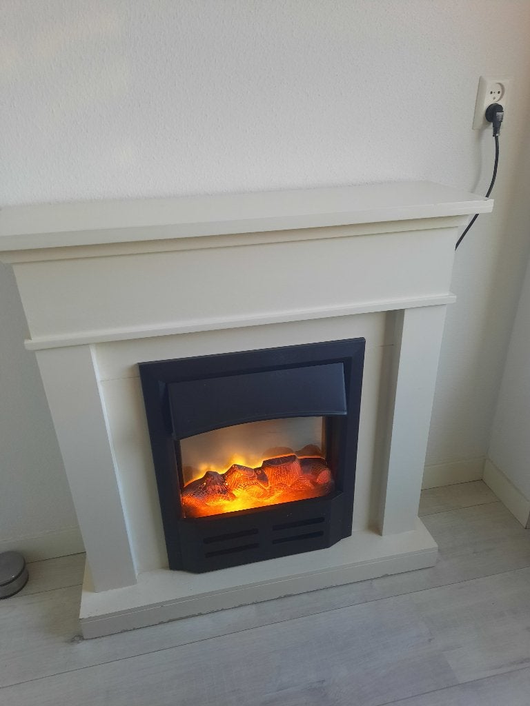 schouw met elektr. haard, Ophalen, Zo goed als nieuw, Vrijstaande haard, Elektrische haard