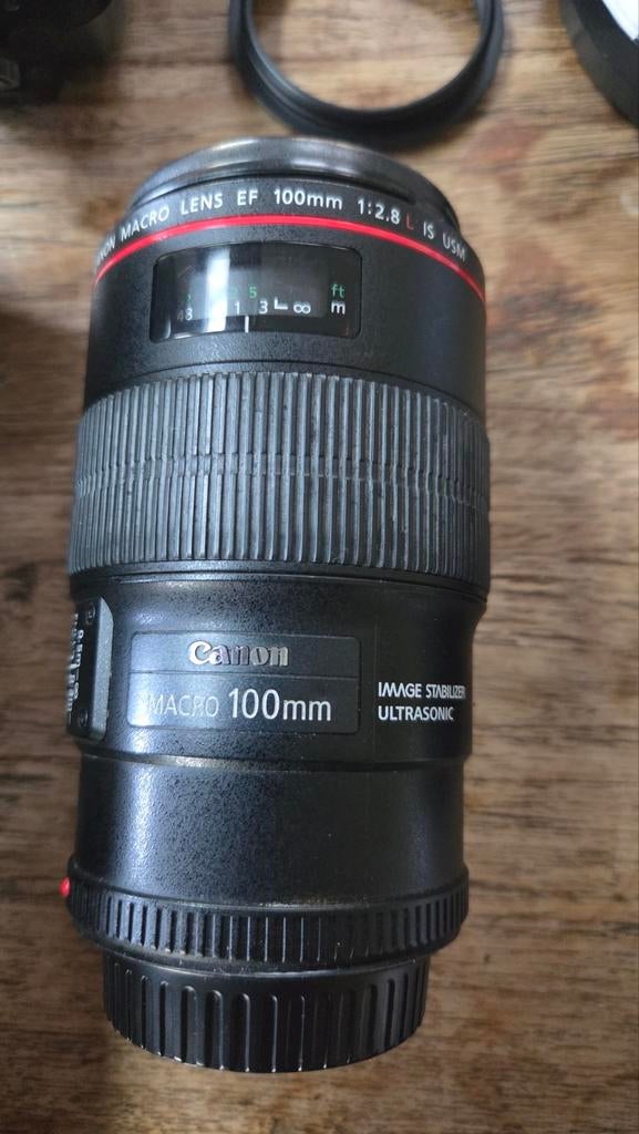 Canon 100 mm  macrolens met Canon ringflitser, Ophalen, Gebruikt, Macrolens
