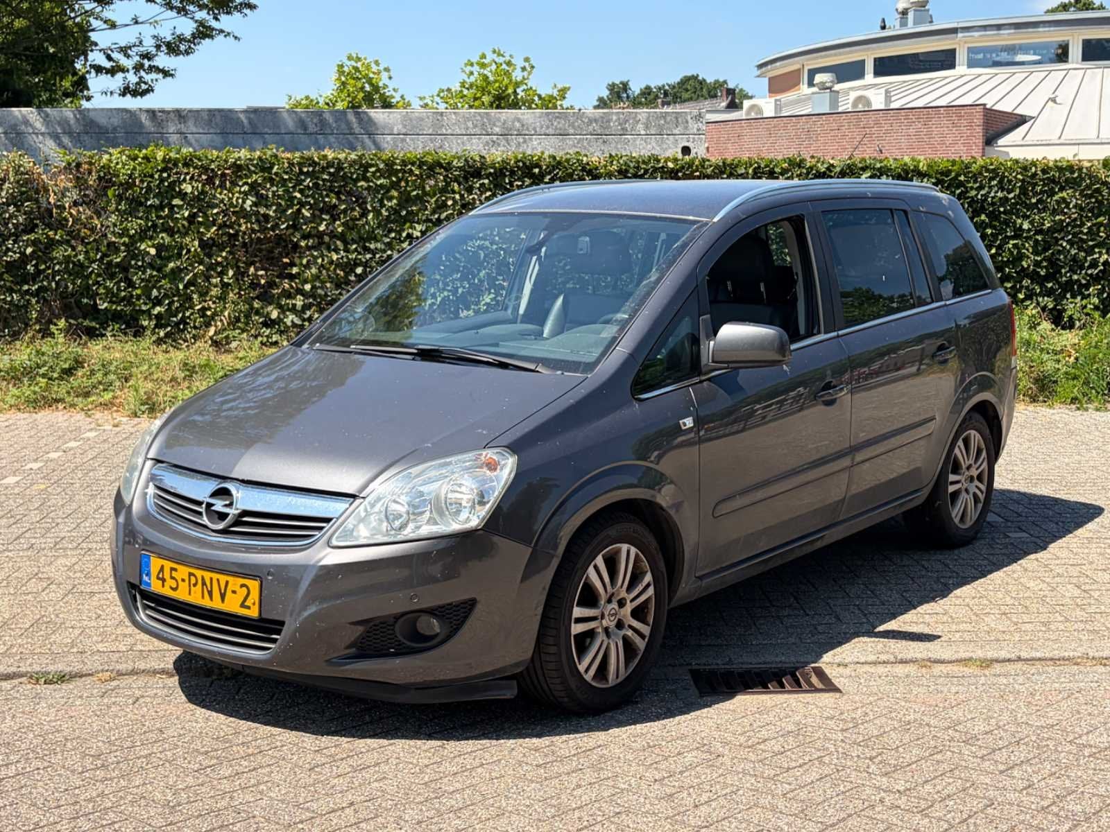 Opel Zafira 1.8 Cosmo Automaat, 45-PNV-2, Euro 5, Gebruikt, 4 cilinders, Zafira