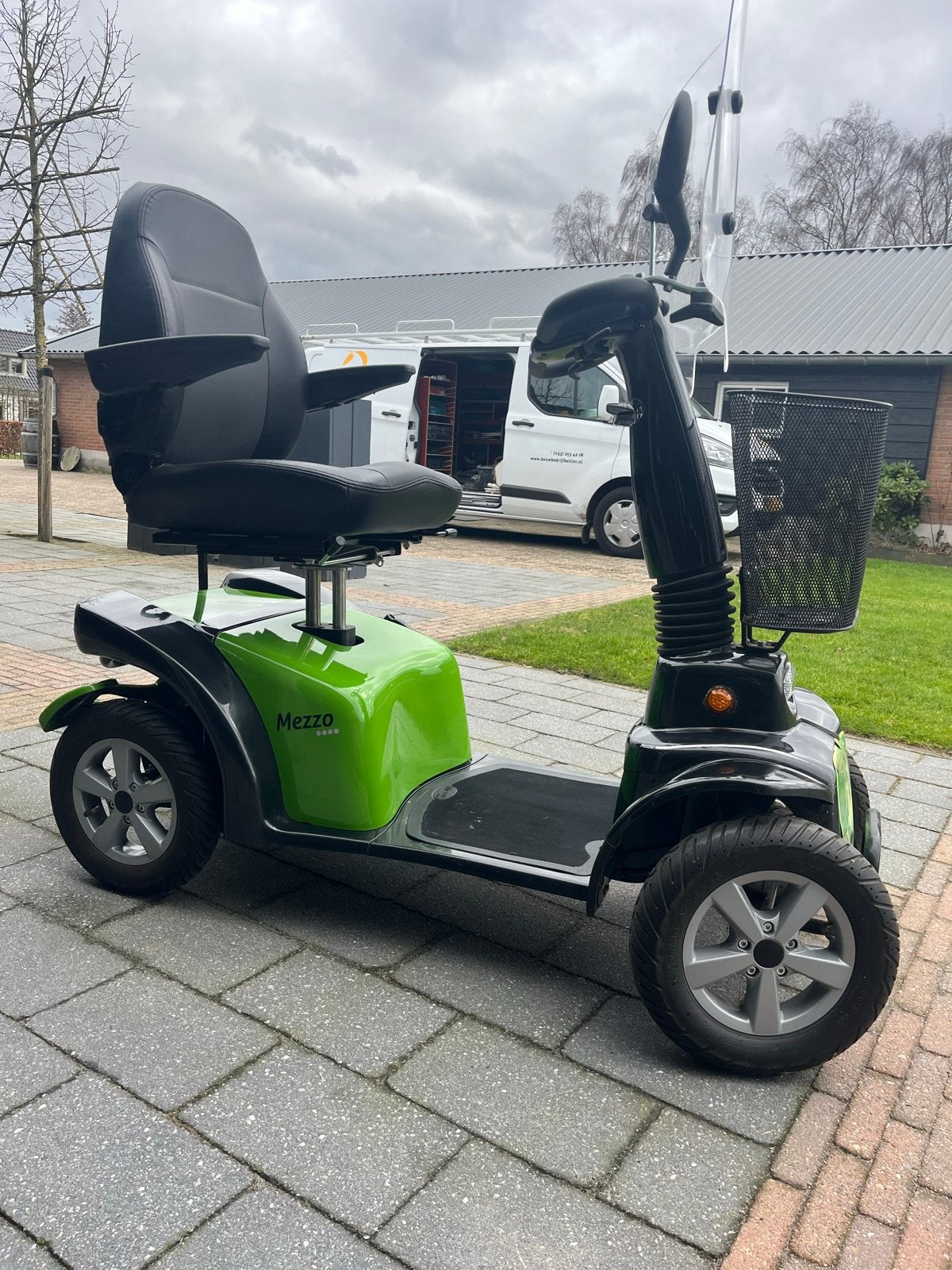 Mezzo 4 wiel scootmobiel, Gebruikt, 15 km of minder, 11 t/m 15 km/u, Ophalen