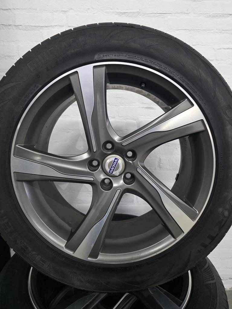 19” Volvo XC60 ixion velgen A- Merkbanden 7.5 mm, 19 inch, Gebruikt, Banden en Velgen, Ophalen of Verzenden