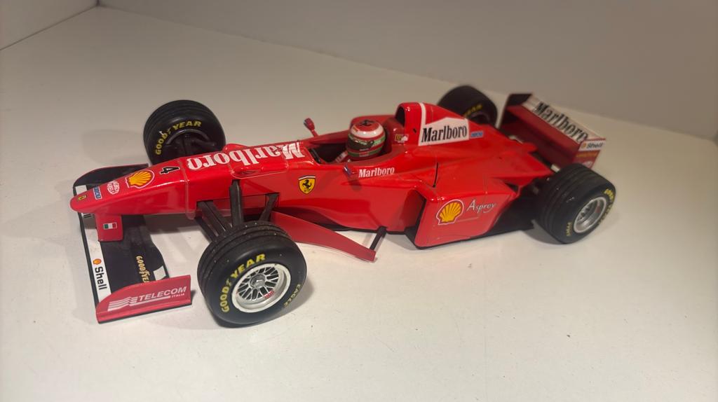 F1 ferrari f310/b irvine 1997 minichamps 1.18, Ophalen of Verzenden, MiniChamps, A, A