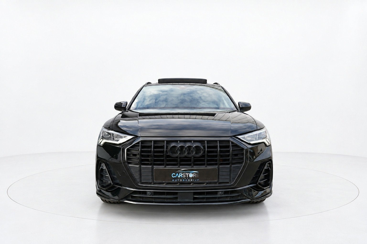 Audi Q3 35 TFSI 3x S LINE PANO VIRTUAL CAMERA CARPLAY, Auto's, Dealer onderhouden, 15 km/l, Zwart, 4 cilinders