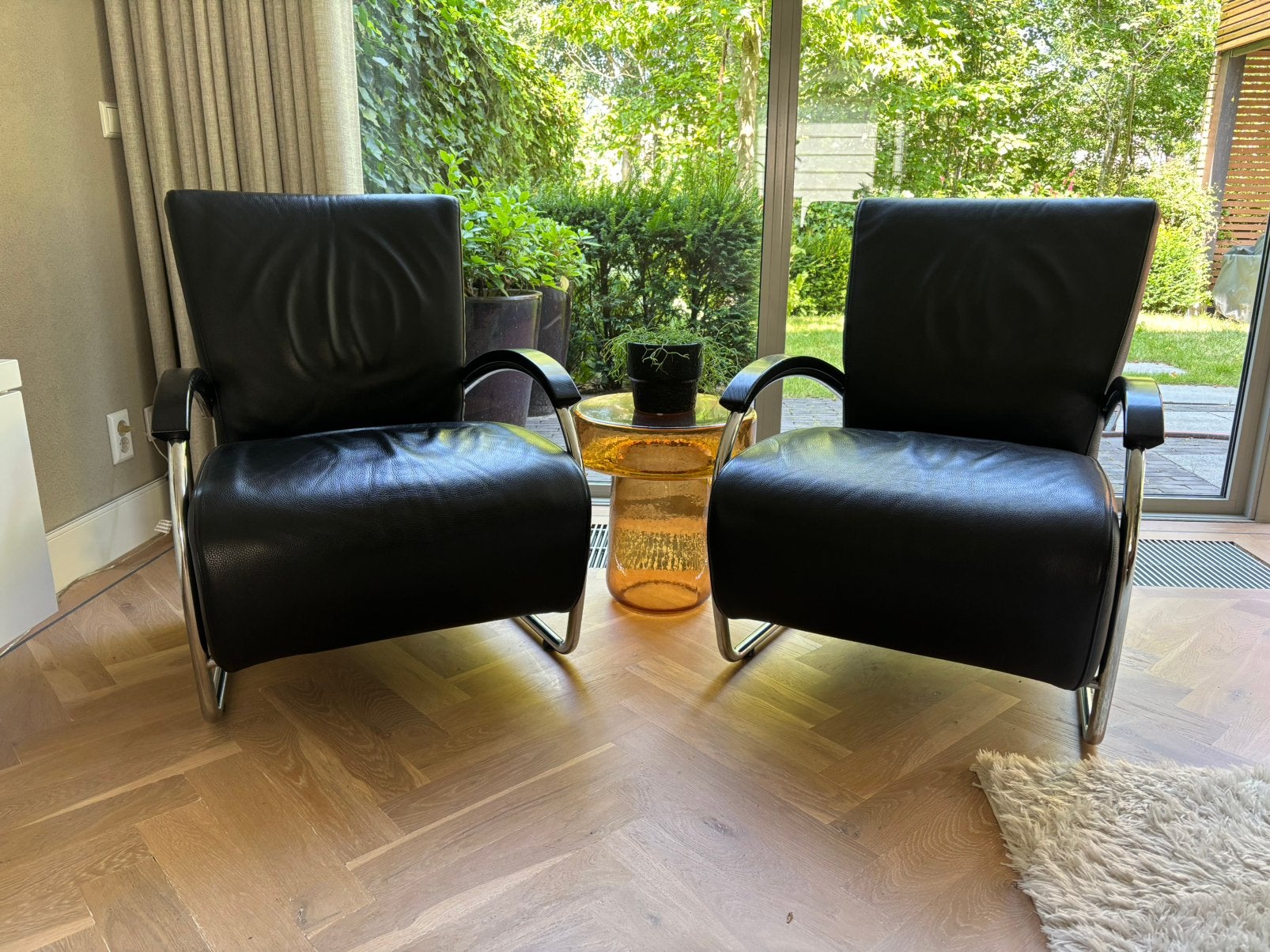 Leolux Opera designfauteuil in zwart leer, Ophalen, Zo goed als nieuw, Leer, Modern