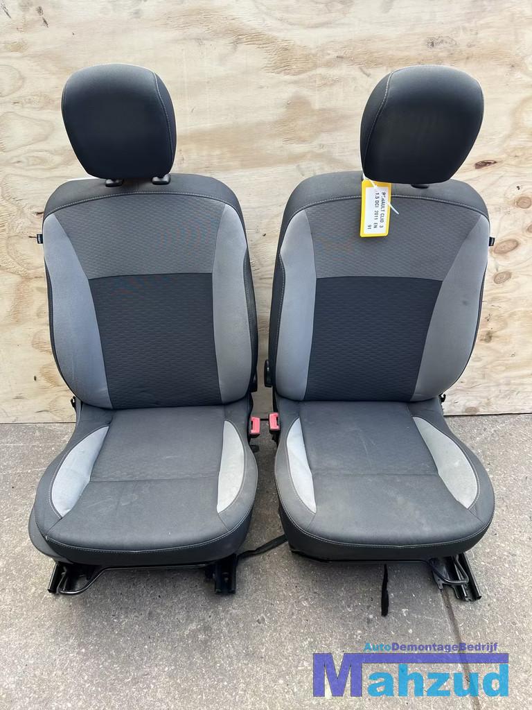 RENAULT CLIO 3 Compleet interieur 5 deurs 2007-2014, Auto-onderdelen, Interieur en Bekleding, Renault, Gebruikt, Ophalen of Verzenden