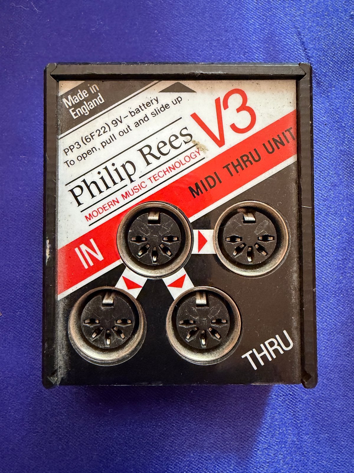 Philip Rees V3 MIDI Thru Unit - MIDI Splitter, Muziek en Instrumenten, Midi-apparatuur, Ophalen of Verzenden, Gebruikt