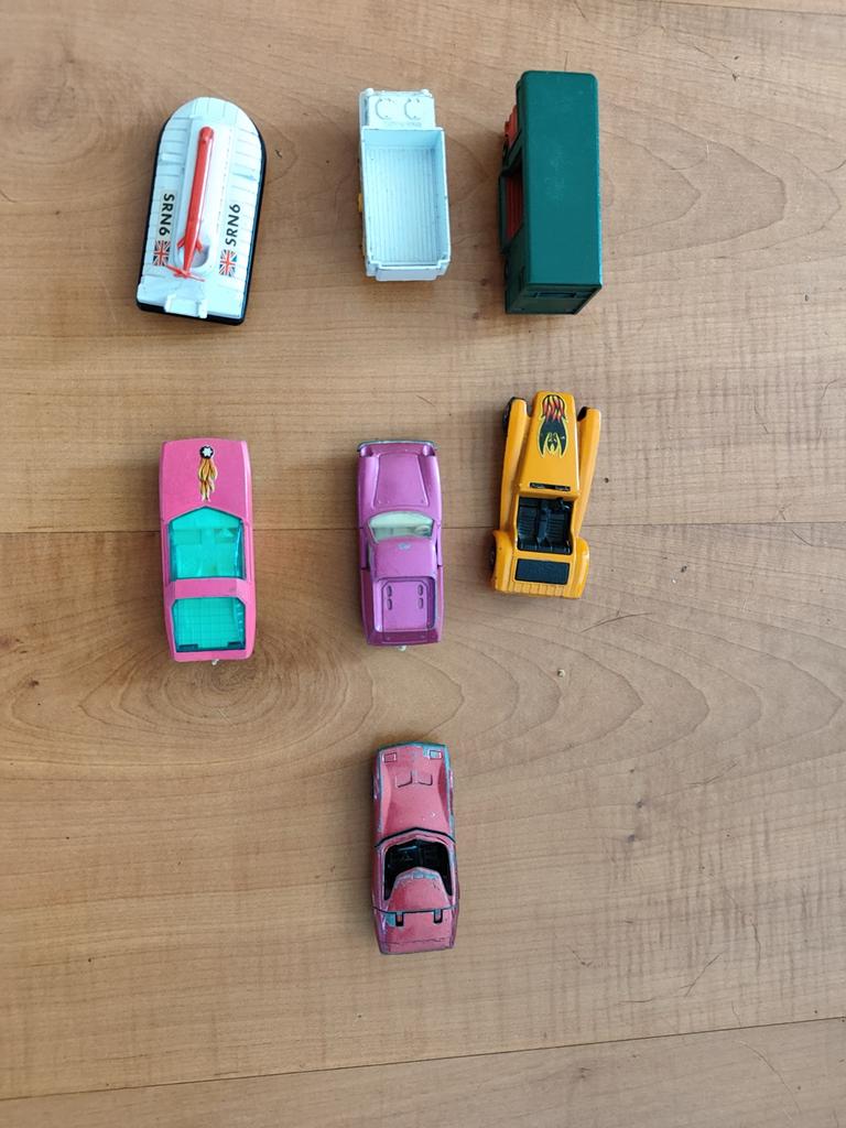 Verzameling speelgoedautootjes, 50 stuks, waaronder Matchbox, Hobby en Vrije tijd, Modelauto's | 1:43, Ophalen of Verzenden, Gebruikt