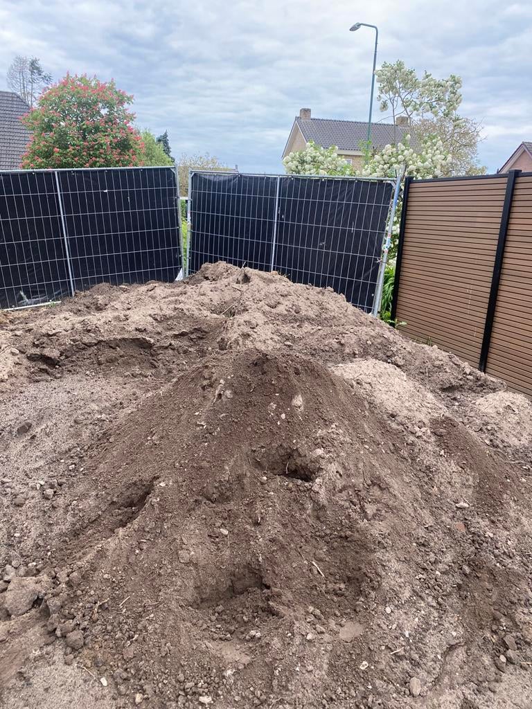 Zwarte grond ~6m3, Ophalen, Zo goed als nieuw, Overige typen
