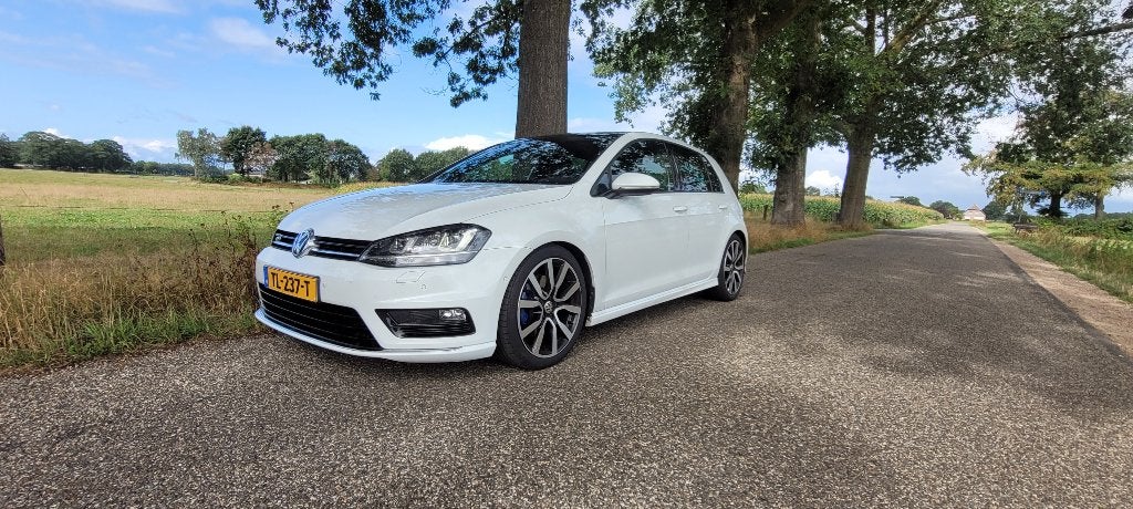 Volkswagen Golf 1.4 TSI  DSG 2014 Wit, Auto's, 4 cilinders, Alcantara, 1395 cc, 630 kg
