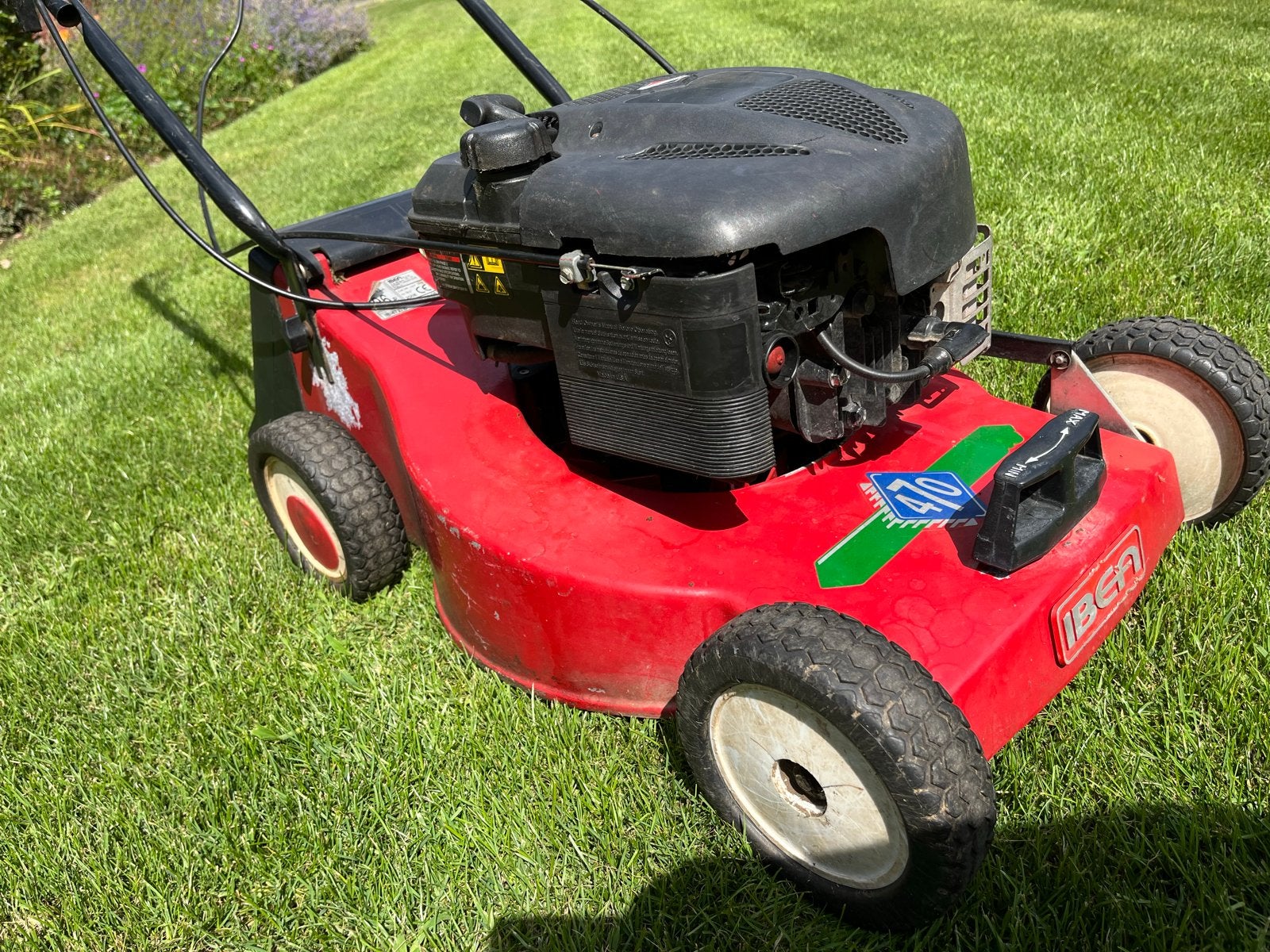 IBEA Serie 470 Benzine Grasmaaier met Opvangzak, Ophalen, Cirkelmaaier, Gebruikt, 40 t/m 49 cm