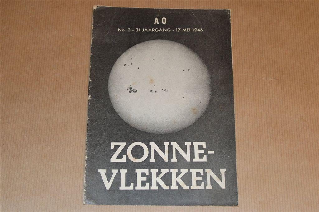 Zonnevlekken [1946] — Rijk Geïllustreerd — Vintage Boekje, Ophalen of Verzenden, Gelezen