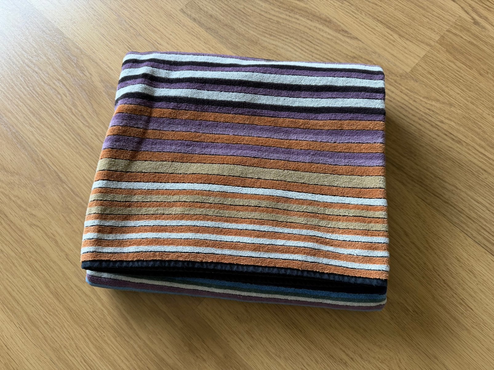 Missoni handdoek strandhanddoek / ca 94x138 cm, Huis en Inrichting, Ophalen of Verzenden, Nieuw, Handdoek