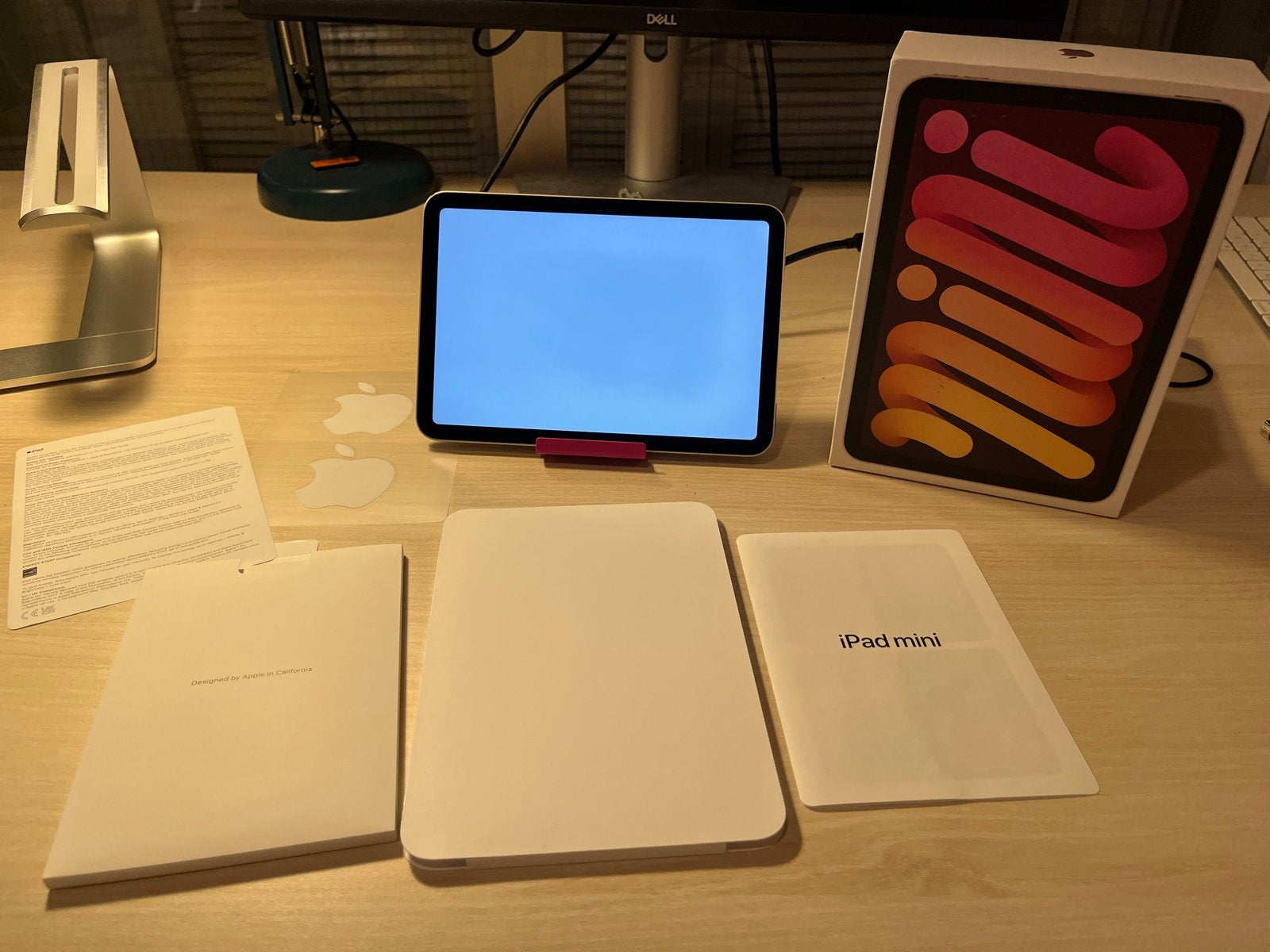 iPad mini (6e Gen) 256GB Wi-Fi Roze met schermdefect